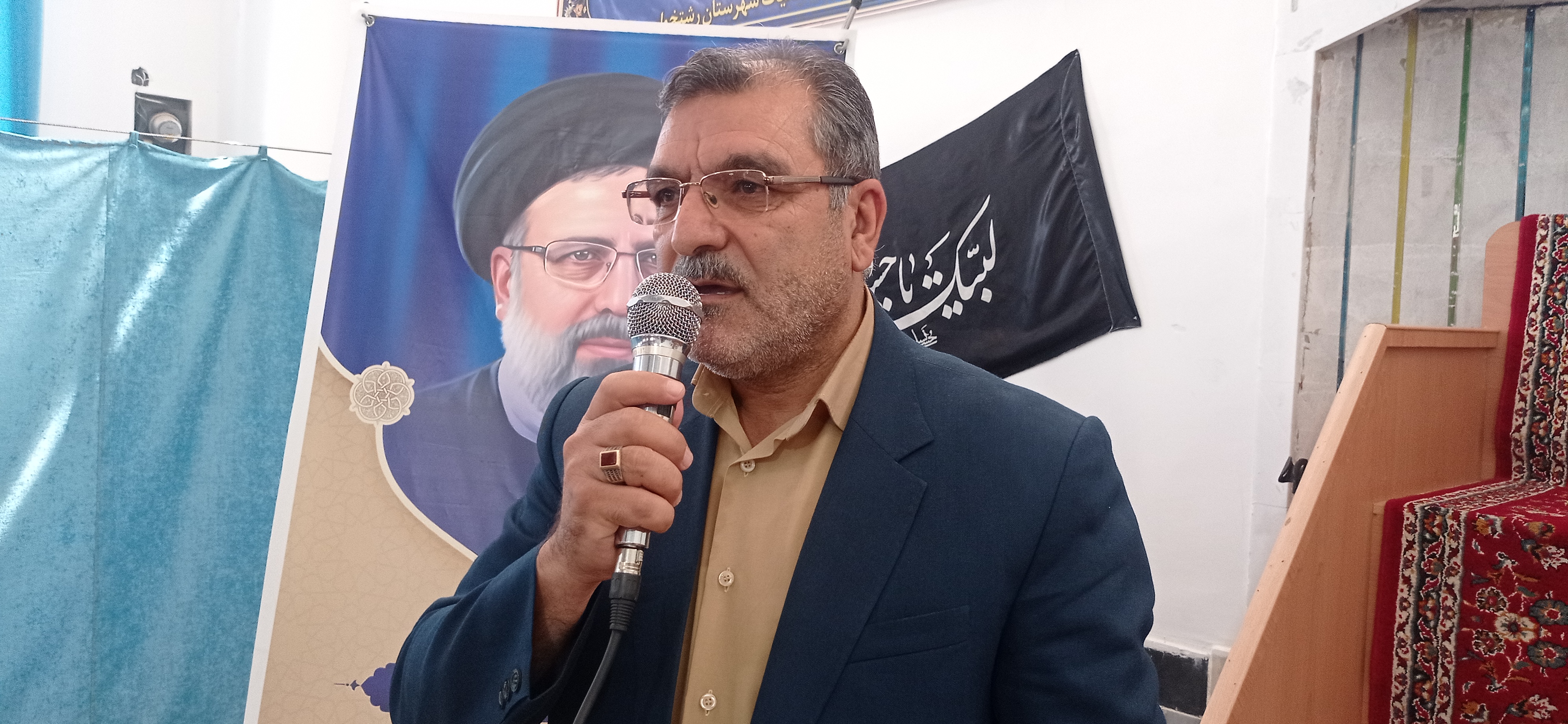 امروز دشمن در یک جنگ ترکیبی تمام‌عیار به دنبال سیاه نمایی است