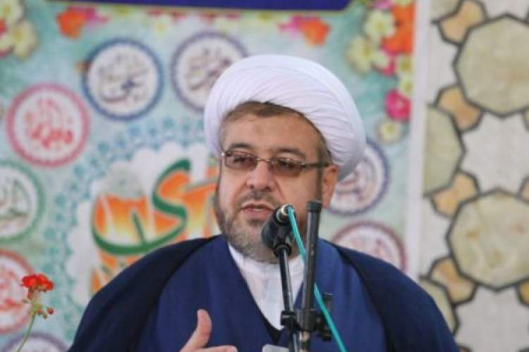 تخریب وحدت ملی و تضعیف امنیت ملی دو هدف دشمن است
