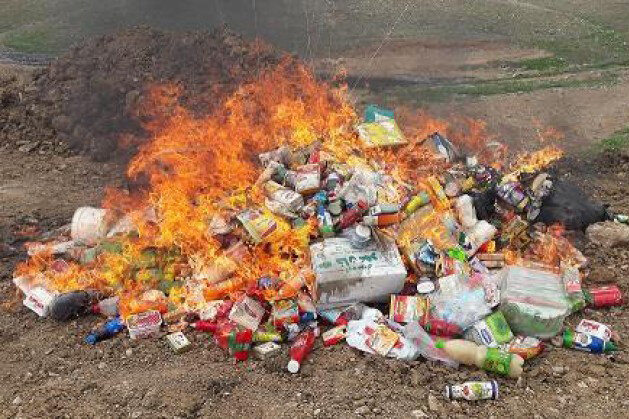 کشف و معدوم‌سازی بیش از ۳۷ تن مواد غذایی فاسد در کاشمر
