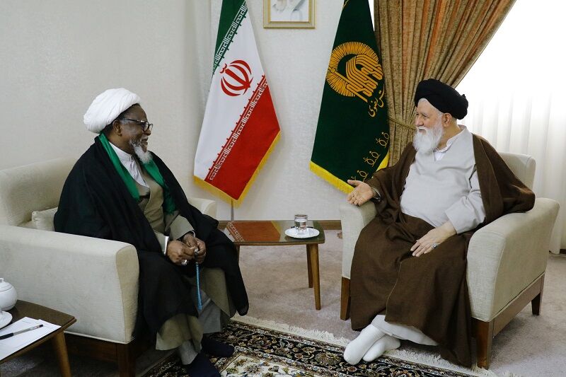 آیت‌الله علم‌الهدی با شیخ زکزاکی دیدار کرد