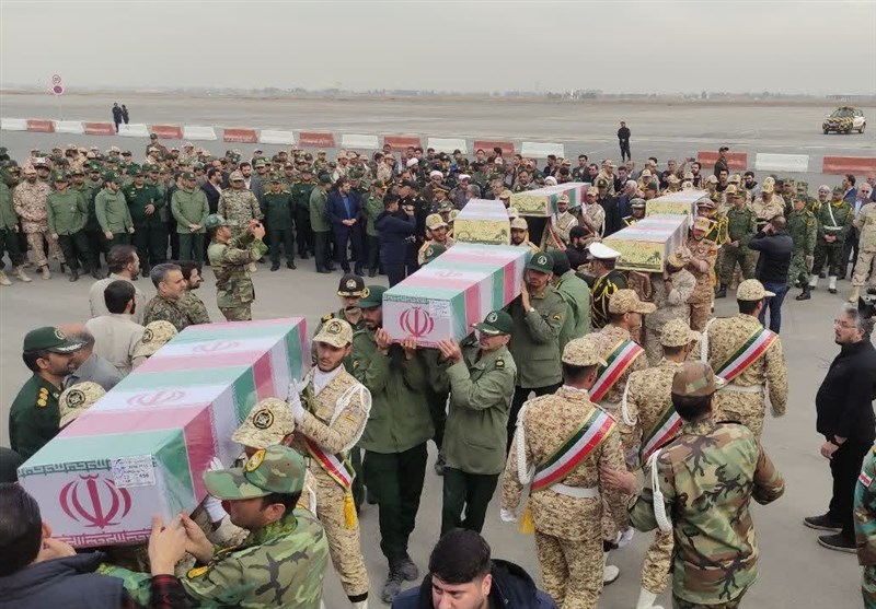 ورود پیکر مطهر ۱۲ شهید گمنام به مشهد مقدس