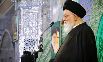 دشمنان با بهانه مشکلات معیشتی به میدان آمده‌اند