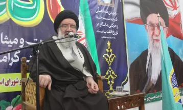 فتنه‌گران به‌دنبال جدا کردن مردم از انقلاب هستند