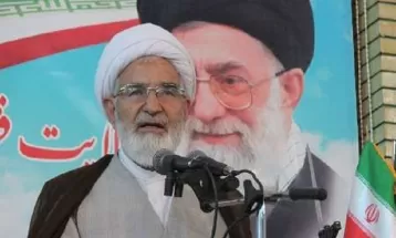 انتخابات میدان مبارزه با دشمنان است