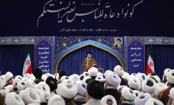 حضور در انتخابات صرفاً تکلیف نیست حق است