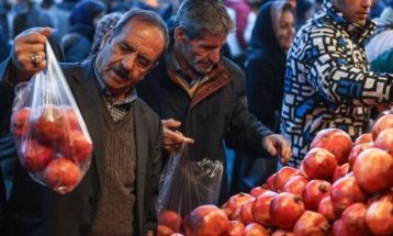 تشدید نظارت بر بازار کاشمر در آستانه شب یلدا