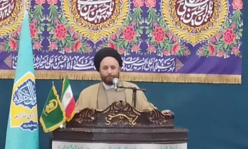 انحراف از اصول نظام را به چالش می‌کشد