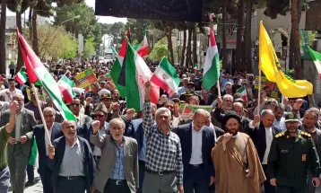 راهپیمایی مردم تربت‌حیدریه در حمایت از عملیات «وعده صادق»