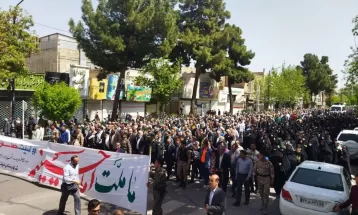 حمایت مردم نیشابور از عملیات وعده صادق