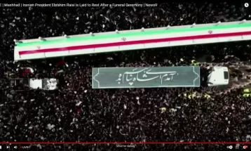 خودرو حامل پیکر شهید جمهور را متوقف کرد