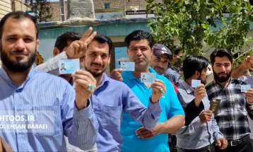 مردم انقلابی سرخس پای کار انقلاب اسلامی