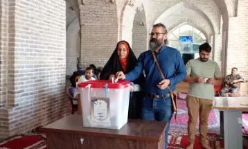 شاعر نیشابوری در وصف حاج قاسم سرود