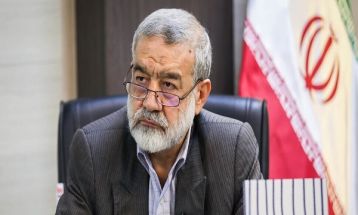 مدافعان مذاکره با آمریکا یا غافل هستند یا مأمور