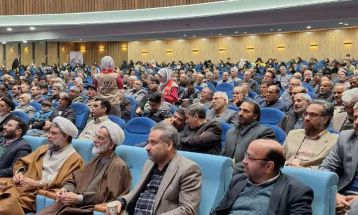 سلیمانی فرد نیست، راه و مکتب است