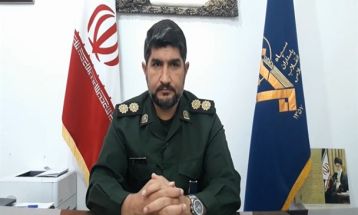 بسیجیان برای خدمت رسانی کنار مردم ایستاده‌اند
