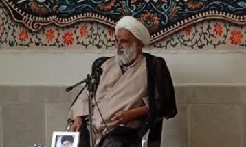 بانوان، ستون‌های تربیت نسل مؤمن و آگاه هستند