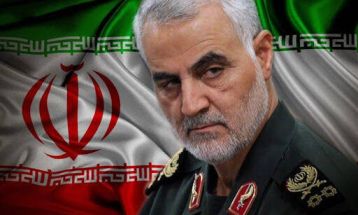 پدران ایران؛ از امیرالمؤمنین تا حاج‌قاسم
