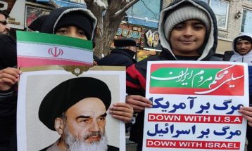 وارثان انقلاب در میدان