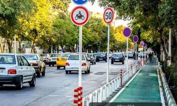 هوای مشهد، قابل‌قبول و آسمان آفتابی است