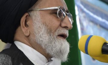 دشمن در باتلاق جنایات خود غرق می‌شود
