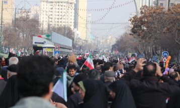 راهپیمایی یوم‌الله ۲۲ بهمن در مشهد الرضا(ع)