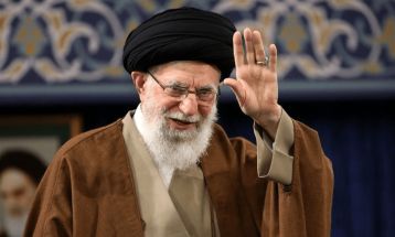 او مثل یک پدری مهربان بود