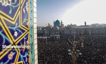 اقامه نماز عید فطر در حرم مطهر رضوی