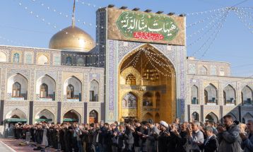 اقامه نماز عید فطر در حرم رضوی
