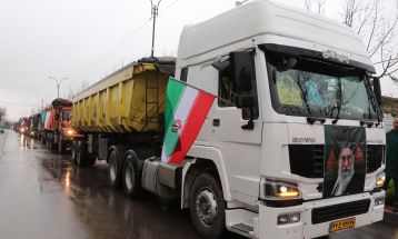 رژه کامیون‌داران خراسانی در روز جمهوری اسلامی