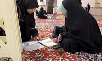میدان‌داری معلمان گنابادی در اجتماعات شبانه