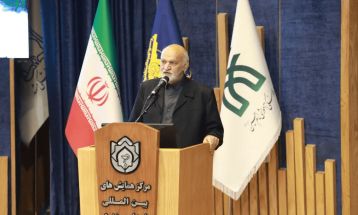 ایستادگی تنها راه مقابله با اراده دشمن است