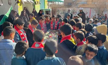 مراسم وداع با پیکر پاک شهید خوش‌نام در گناباد