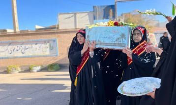 مراسم وداع با پیکر پاک شهید خوش‌نام در گناباد