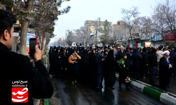 تشییع پیکر شهید گمنام 16 ساله در قوچان