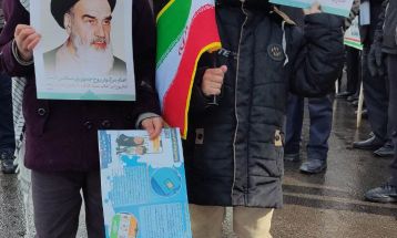 وارثان انقلاب در میدان