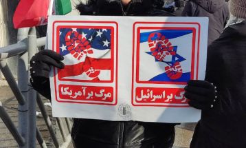 وارثان انقلاب در میدان