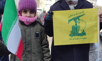 وارثان انقلاب در میدان