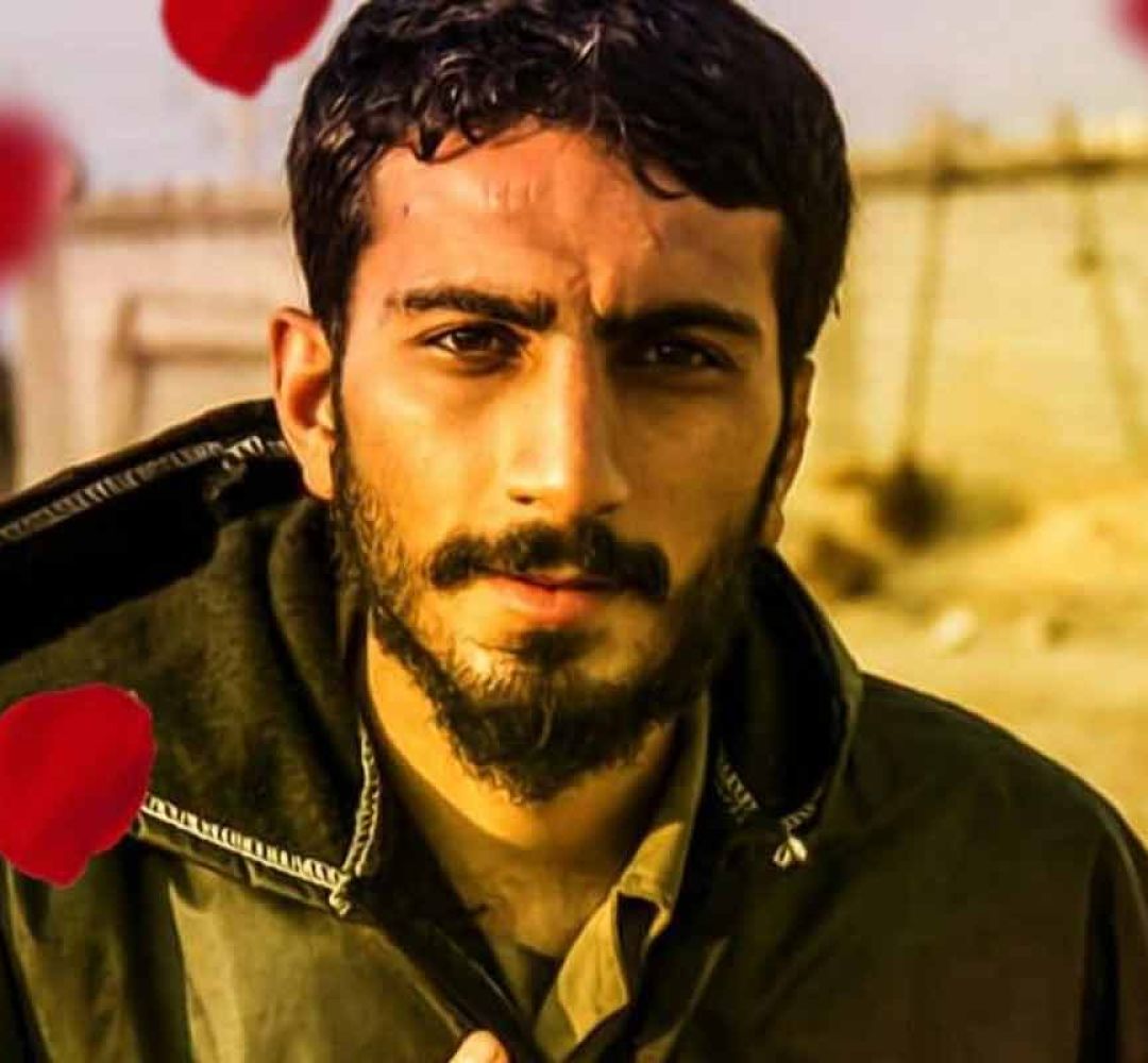 اثبات عشق با عمل است نه ادعا